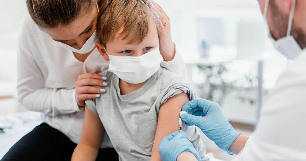 infant-vaccinations-close-up-of-child-getting-vaccine-during-doctors-visit