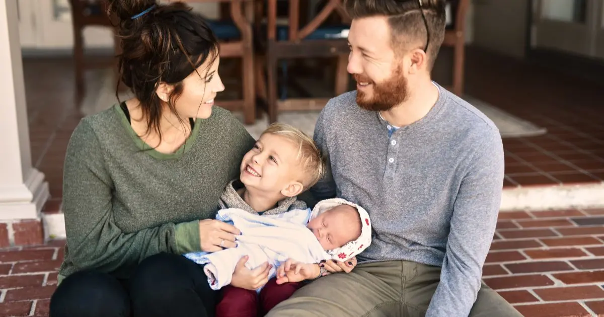 Baby Visitors experience with family bonding together with newborn baby
